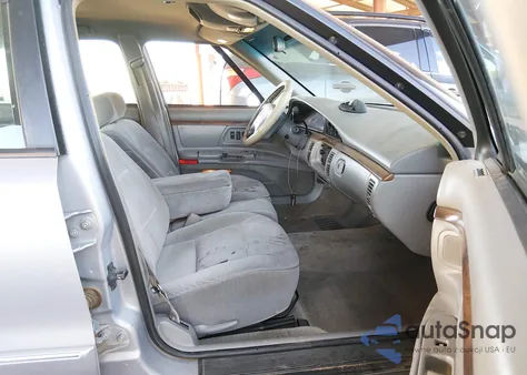 1997 Oldsmobile Eighty-Eight z USA, uszkodzony, nr VIN 1G3HN52KXV4862013